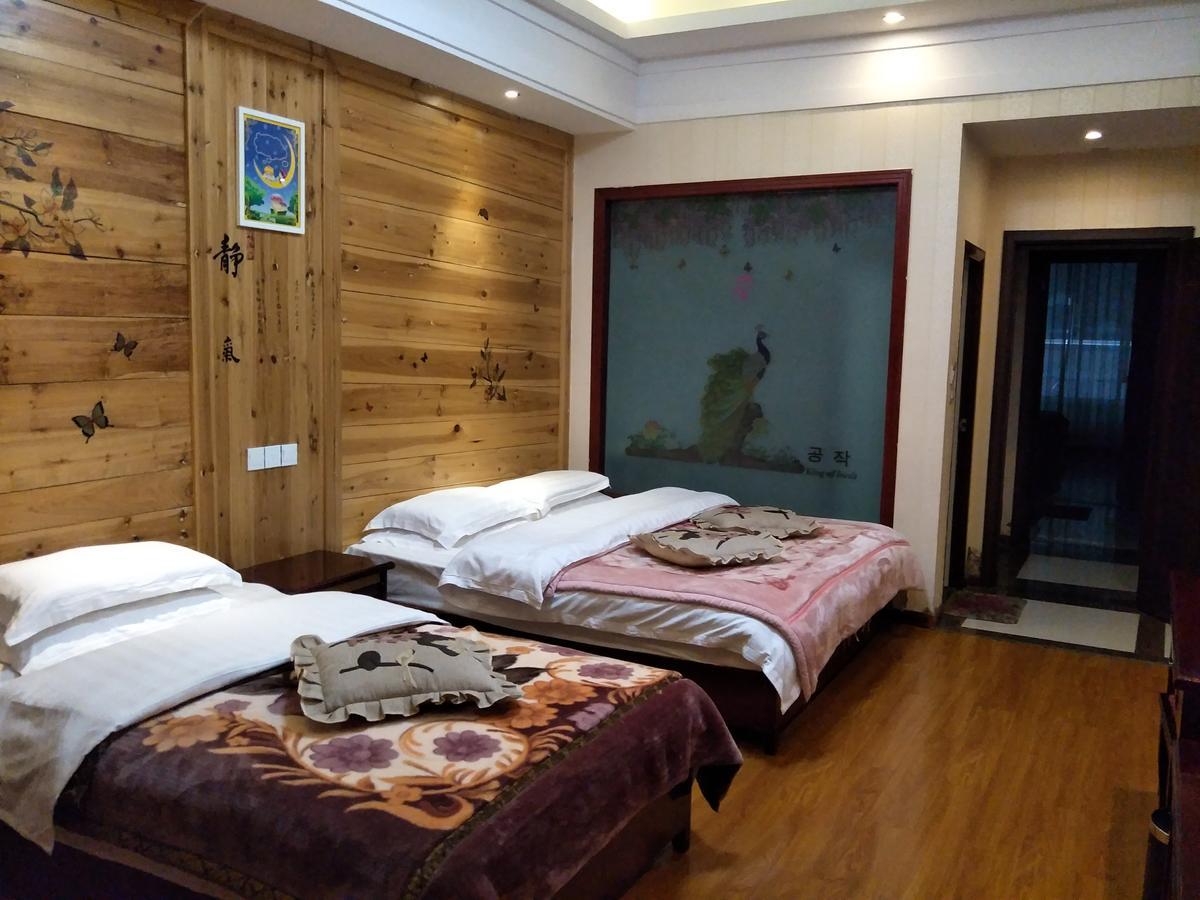 Emeishan Moon Bay Hotel Εξωτερικό φωτογραφία
