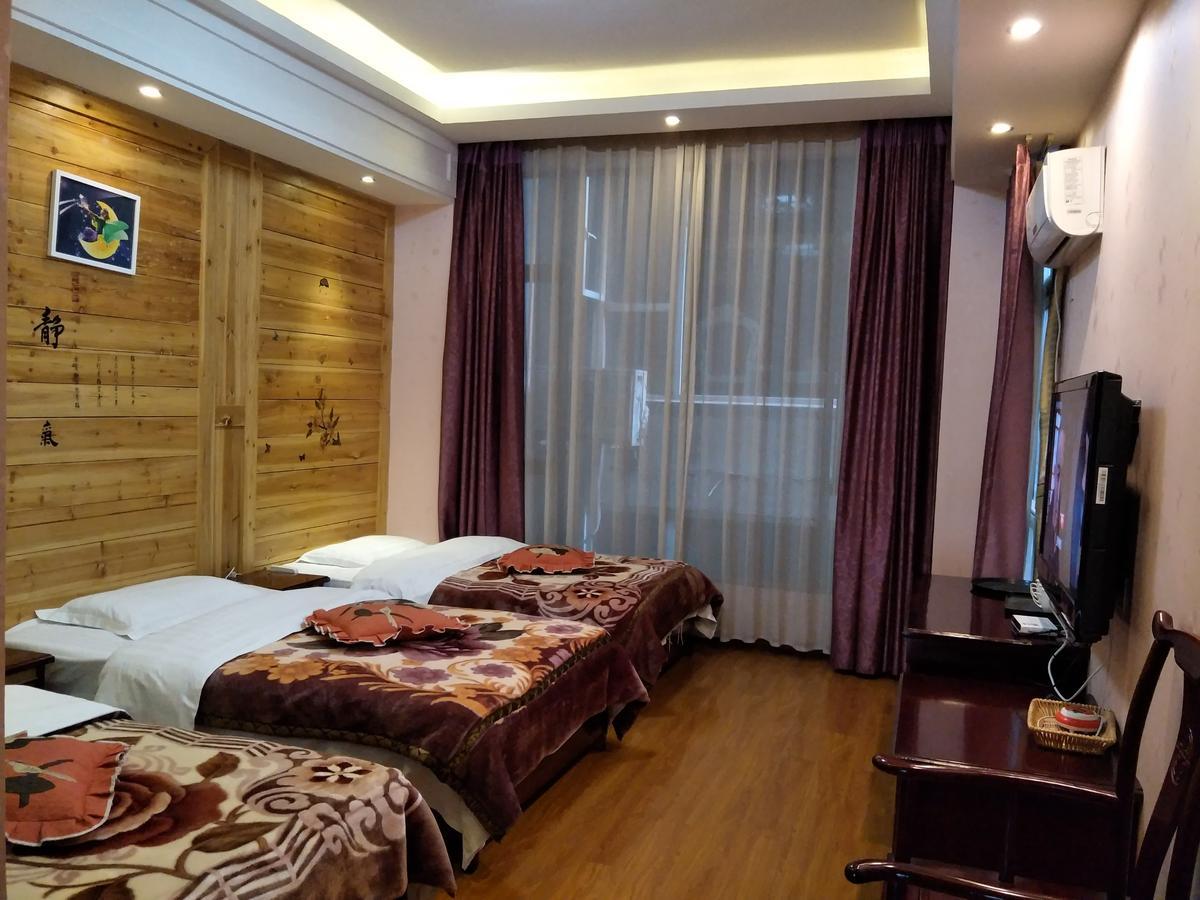 Emeishan Moon Bay Hotel Εξωτερικό φωτογραφία