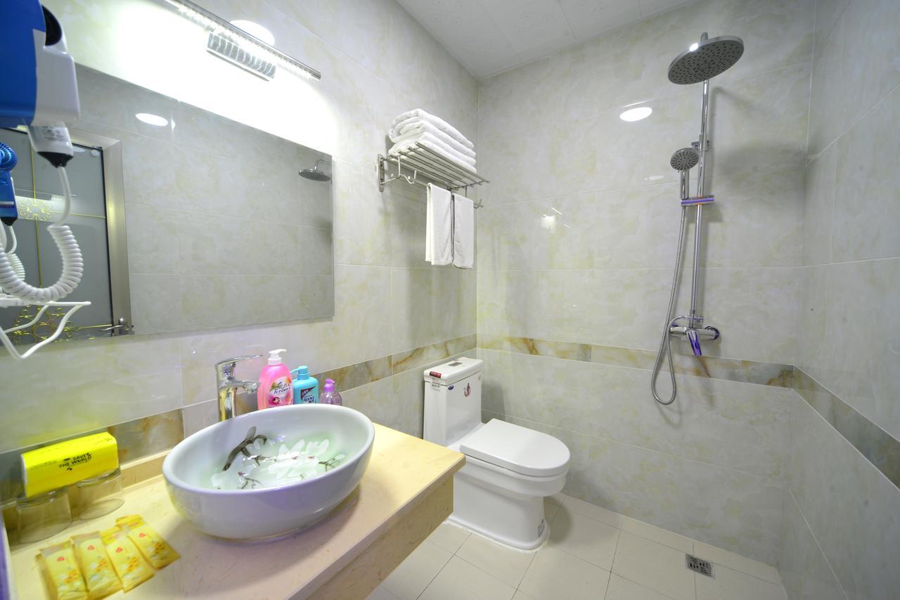 Emeishan Moon Bay Hotel Εξωτερικό φωτογραφία