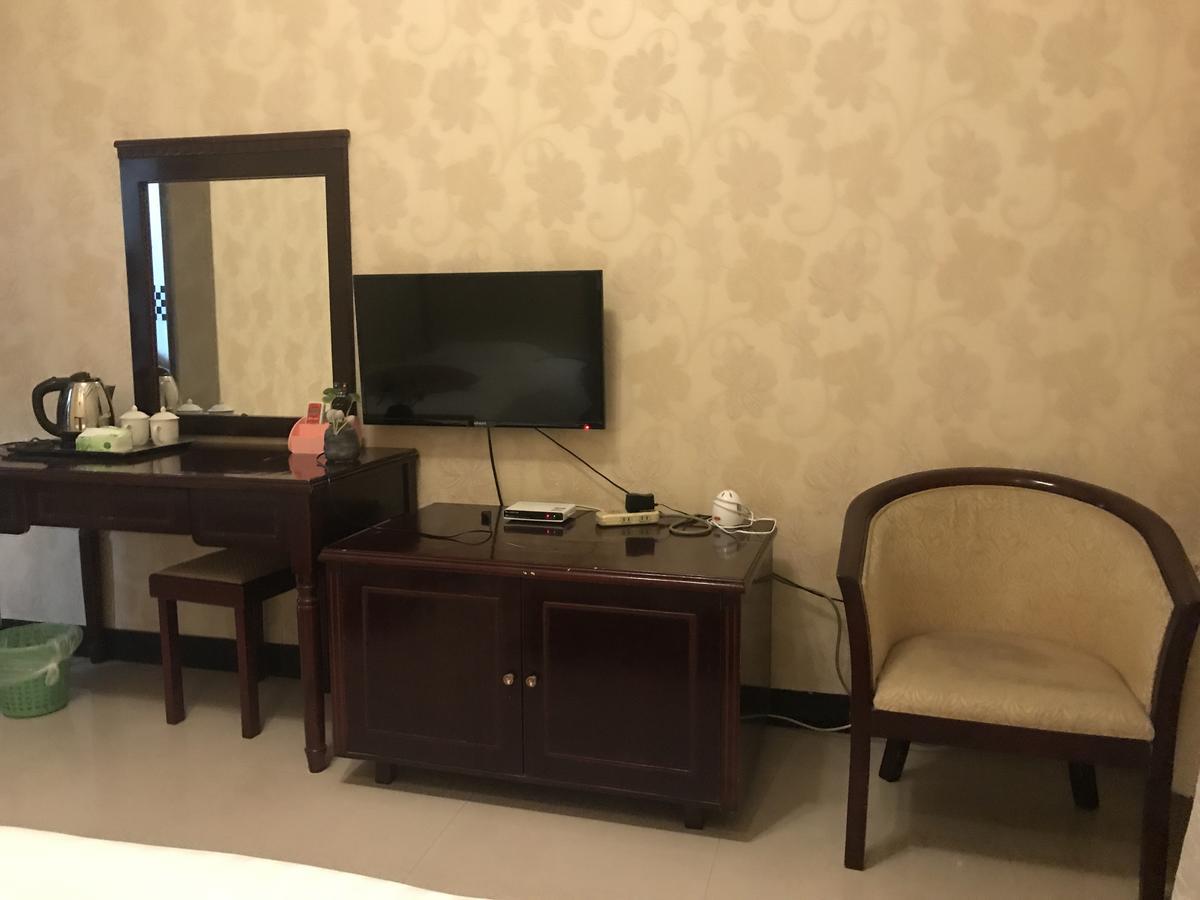 Emeishan Moon Bay Hotel Εξωτερικό φωτογραφία